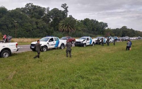 Insólito: ocho patrulleros de la Policía Bonaerense chocaron en cadena