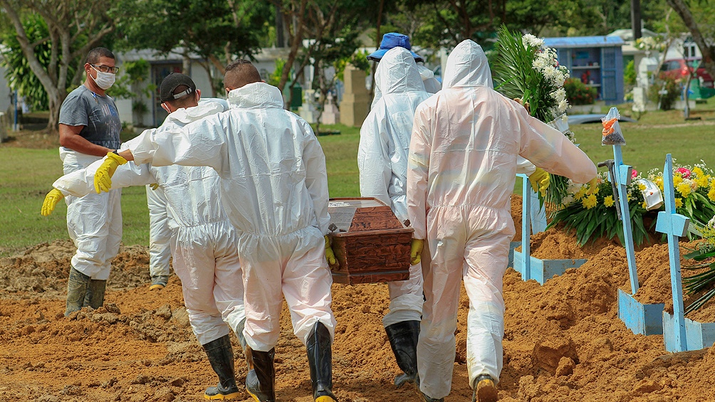 El gobierno de Bolsonaro se enfrenta con un colapso sanitario. 