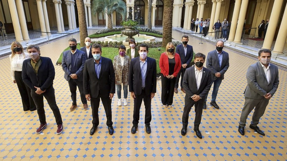 De Pedro encabezó el acto de firma del programa de infraestructura para municipios bonaerenses