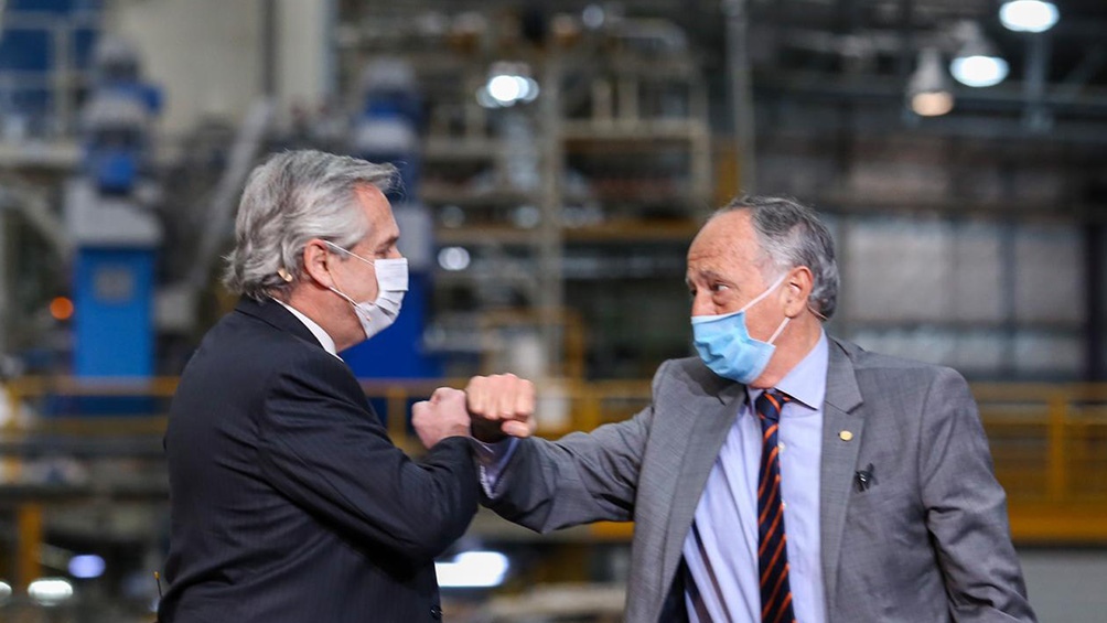 Presidente Alberto Fernández y Miguel Acevedo, titular de UIA