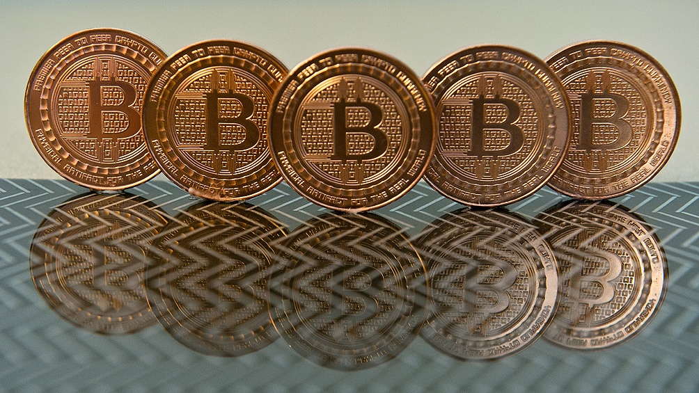 El precio de la criptomoneda llegó a 60.197 dólares pasado el mediodía europeo.