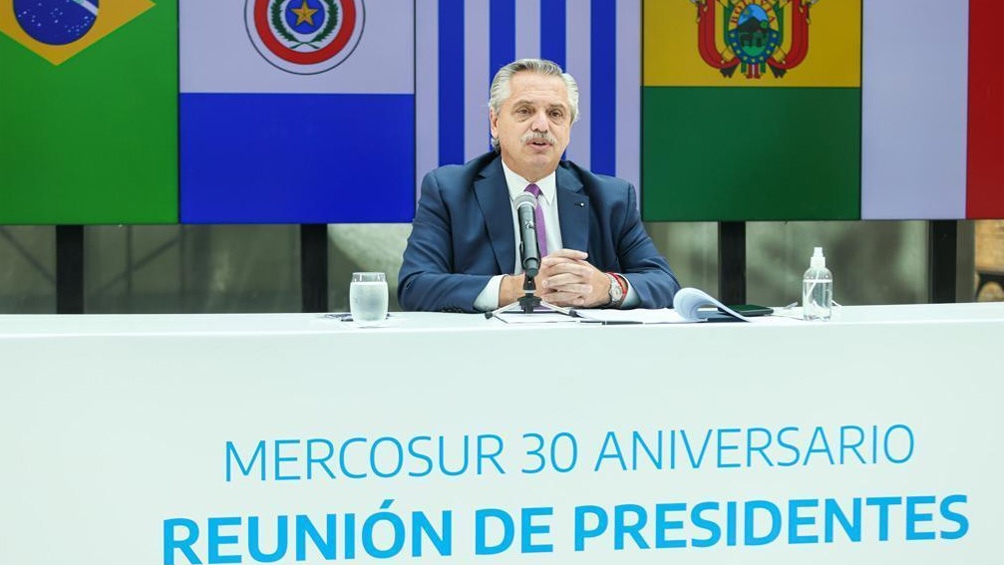 Durante la reunión virtual de jefes de Estado del Mercosur, el Presidente destacó la necesidad de “perfeccionamiento” del arancel.