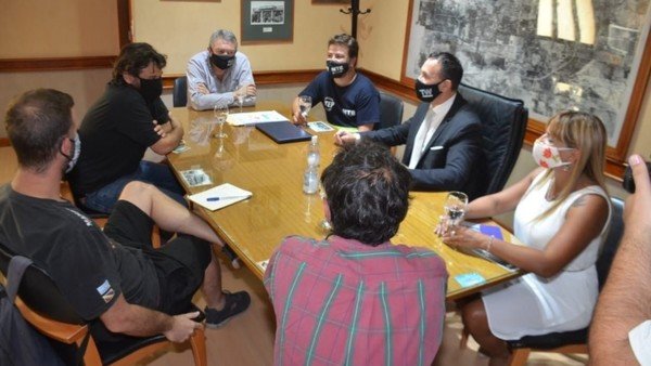 “¿Qué sabrá este vago?”, la dura respuesta de los petroleros a los que Juan Grabois trató de “faloperos”