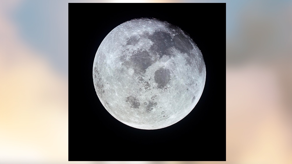 La estación "es un complejo de instalaciones de investigación experimental en la superficie y/o en la órbita de la luna".