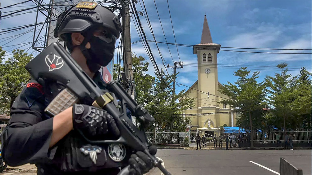 La explosión se produjo poco después de que acabara una misa en la catedral Sagrado Corazón de Jesús, sede de la arquidiócesis de Makassar