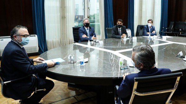 Autos: las terminales piden más vehículos importados y a cambio ofrecen subir exportaciones