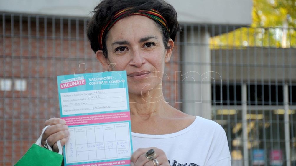 Mara Sosa, de 48 años, se vacunó por ser docente el 5 de marzo con la vacuna de Sinopharm.