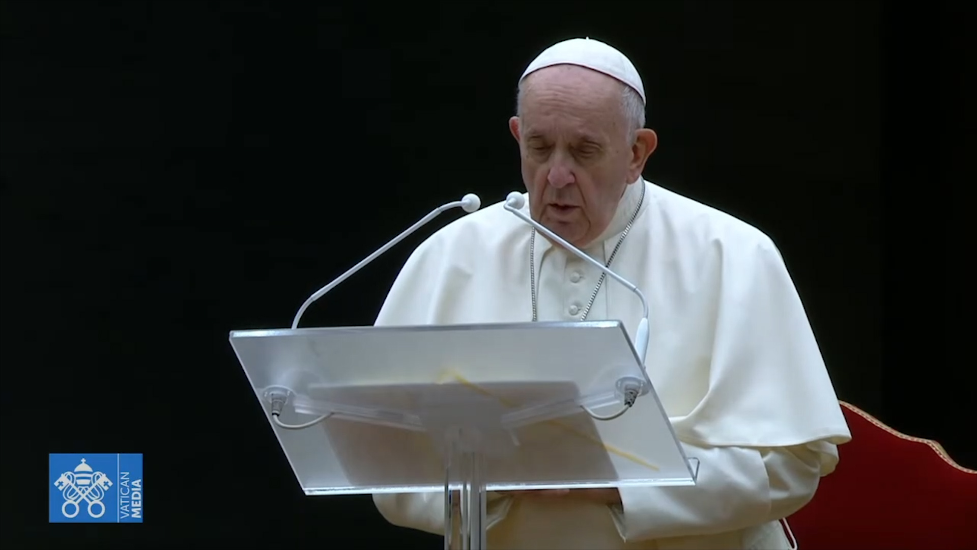 Francisco denunció que “la crisis social y económica es muy grave” por la pandemia