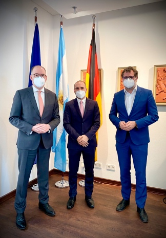 Guzmán tuvo su tercera jornada de reuniones, esta vez en Alemania.