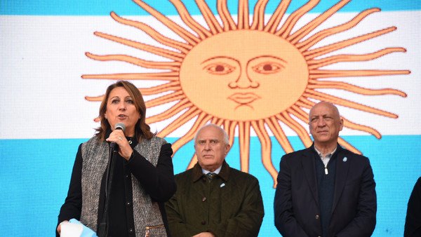 Interna en el Socialismo: con el triunfo de Mónica Fein, el partido busca alejarse de la polarización