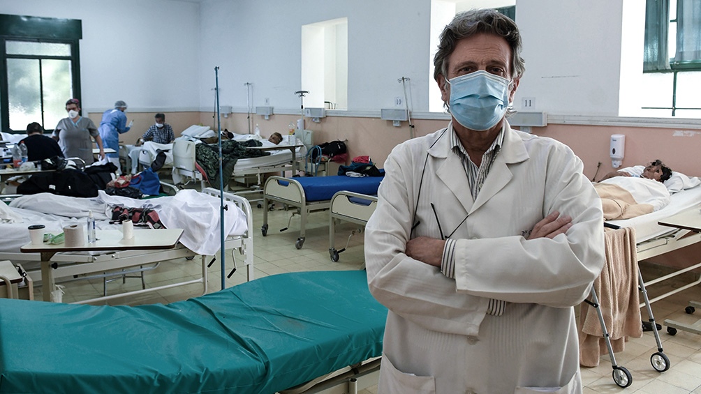 El médico infectólogo del Hospital Muñiz, Tomás Orduna, sostuvo hoy que las medidas son "bien restrictivas"