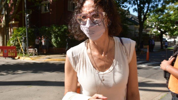 Pelea por la carne: Cecilia Todesca cuida los dólares y Paula Español, los pesos