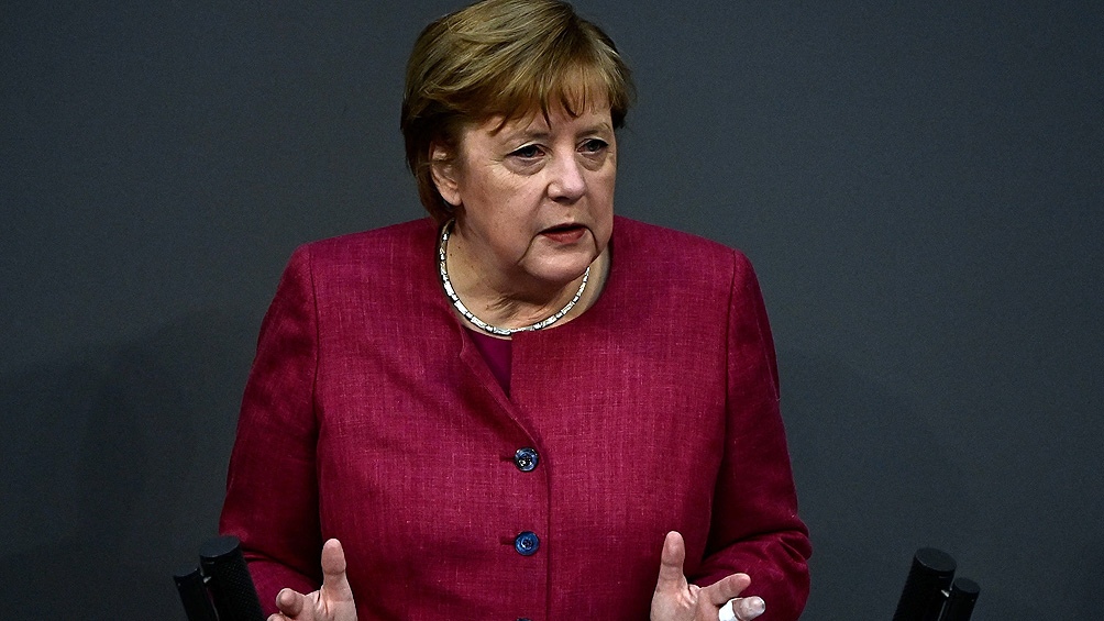 Merkel aseguró que Alemania está comprometida a reducir las emisiones contaminantes en un 55% para 2030
