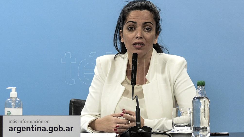 "La idea seria reforzar los grandes centros urbanos, a través del Estado, del PAMI", dijo Luana Volnovich.
