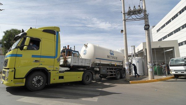 Coronavirus en Bolivia: la falta de oxígeno y la saturación de los hospitales dejan al borde del colapso a Santa Cruz y Cochabamba