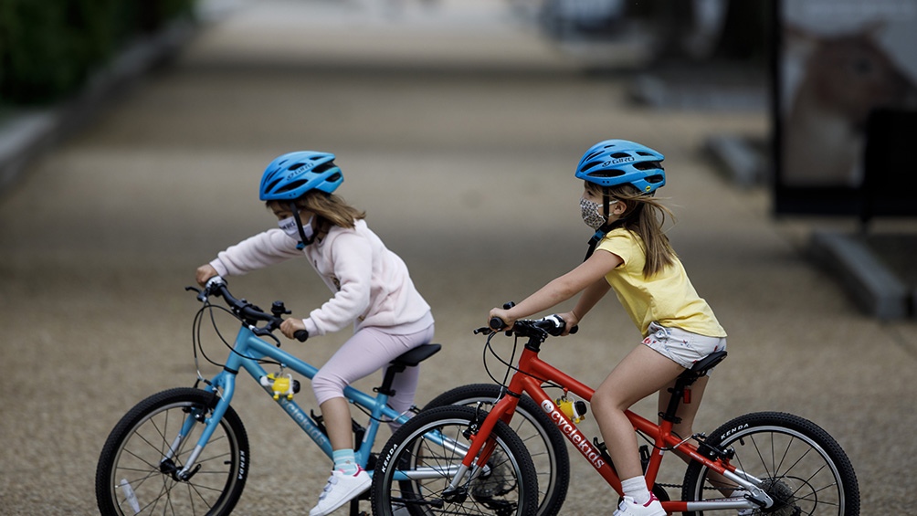 Los datos clínicos muestran que "la vacuna es altamente preventiva" para los jóvenes.