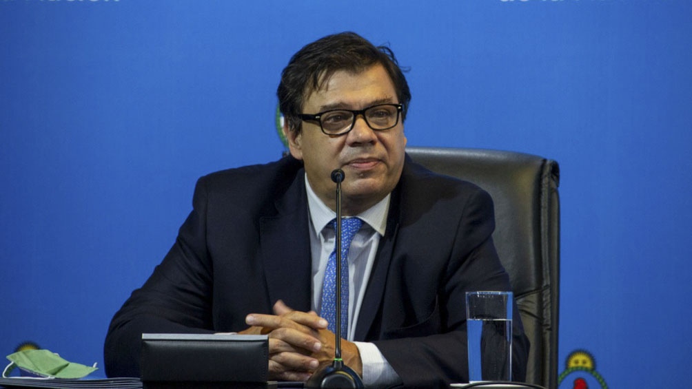 El ministro de Trabajo, Claudio Moroni, afirmó hoy que se eximirá del pago de las cargas patronales a las empresas de "los sectores críticos" que ingresen al programa Repro que impulsa el Gobierno nacional.