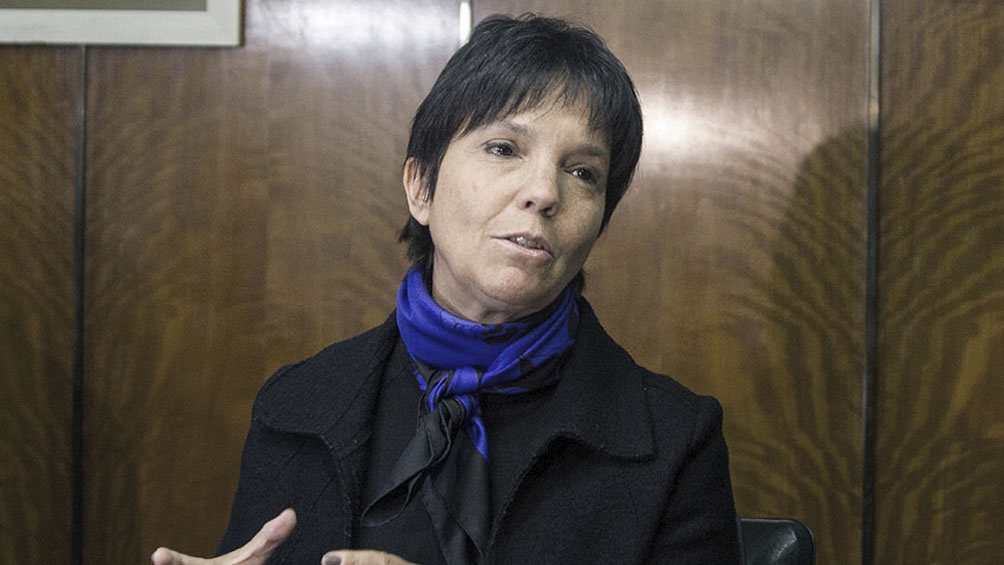  La titular de la AFIP, Mercedes Marcó del Pont, explicó que en la reunión de gabinete económico se discutió la flexibilización de "algunas de las condiciones" que se piden a los sectores críticos en los planes de entidad tributaria.