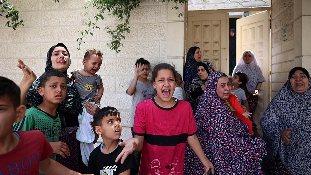 Explosiones sacudieron una zona comercial de Ciudad de Gaza, la localidad central de Deir al-Balah y la sureña Khan Younis.