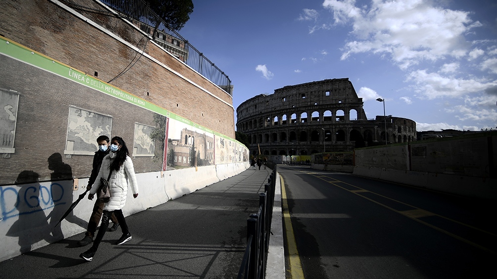 Italia reporto el registro diario más bajo en más de siete meses