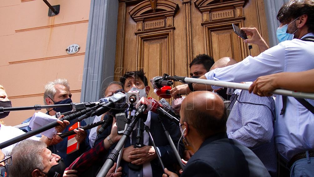 A través de su abogado Rodolfo Baqué, solicitó al juez de Garantías 2 de San Isidro, Orlando Díaz, que rechace el pedido formulado por los fiscales para que se le prohíba la salida del país.