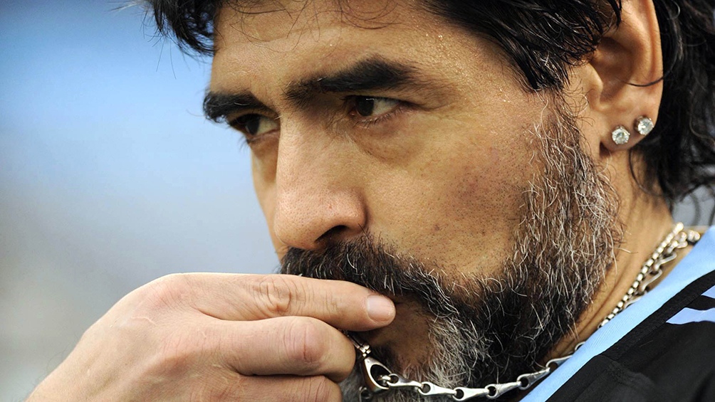 Maradona falleció a los 60 años el 25 de noviembre de 2020 al mediodía, en una casa del barrio privado San Andrés, de Tigre.