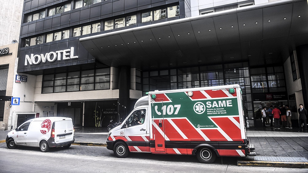  El imputado ingresó el 19 de noviembre de 2020 a un hotel en la ciudad de Buenos Aires con sus dos hijos de 4 y 2 años con un diagnóstico Covid-19 positivo