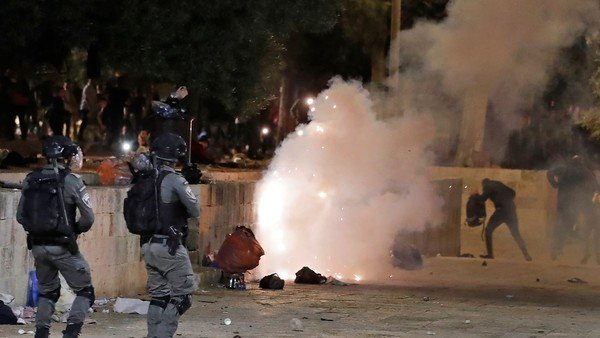 Tensión en Jerusalén: tras una noche de furia y 200 heridos, se esperan nuevas protestas