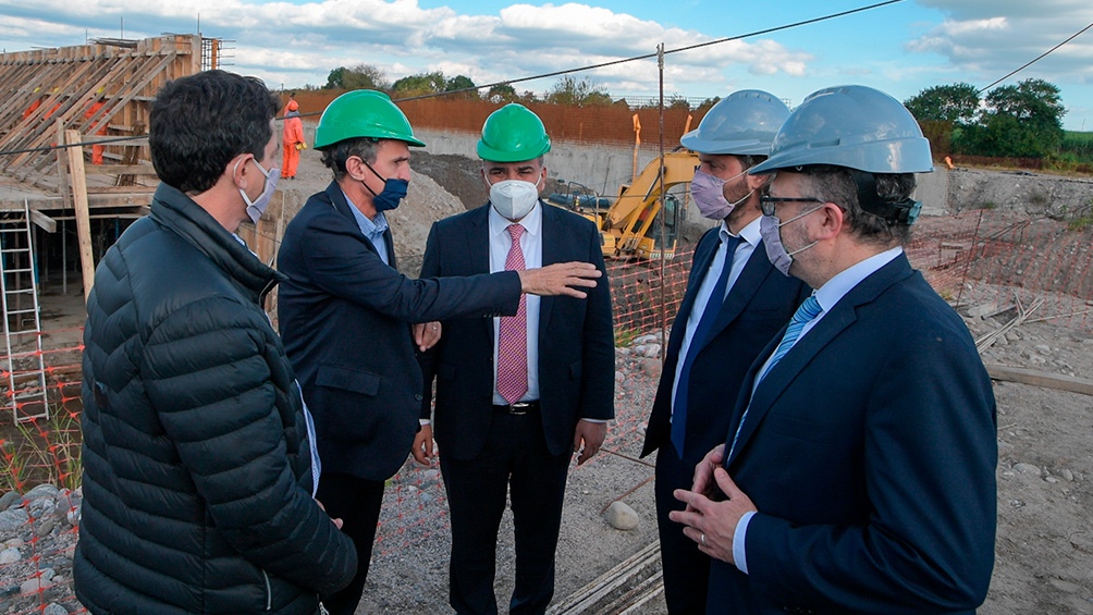 La comitiva recorrió también la obra de la Planta Depuradora de Líquidos Cloacales ubicada en la ciudad de Concepción