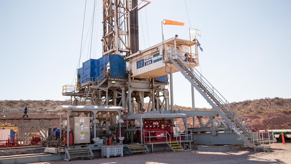 El principal productor de petróleo en Vaca Muerta es YPF, que representa 61% de la producción de la formación.
