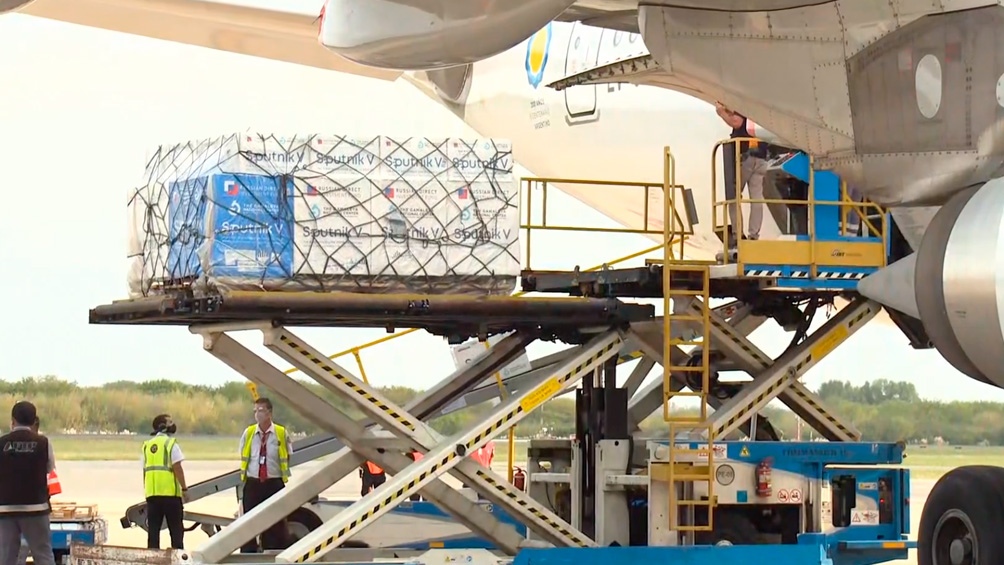 El avión llegará a Ezeiza el jueves, aproximadamente a las 7.