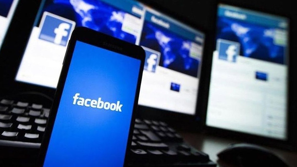 "Facebook recoge una enorme cantidad de datos sobre las actividades de sus usuarios"