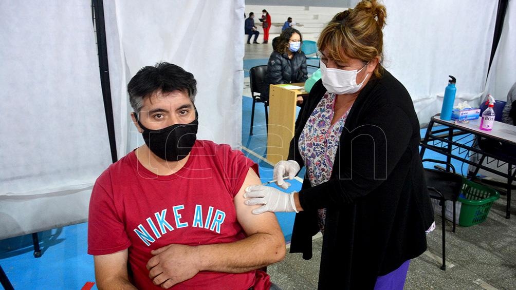 El aumento en el ritmo de vacunación es consecuencia de la mayor llegada de dosis al país.