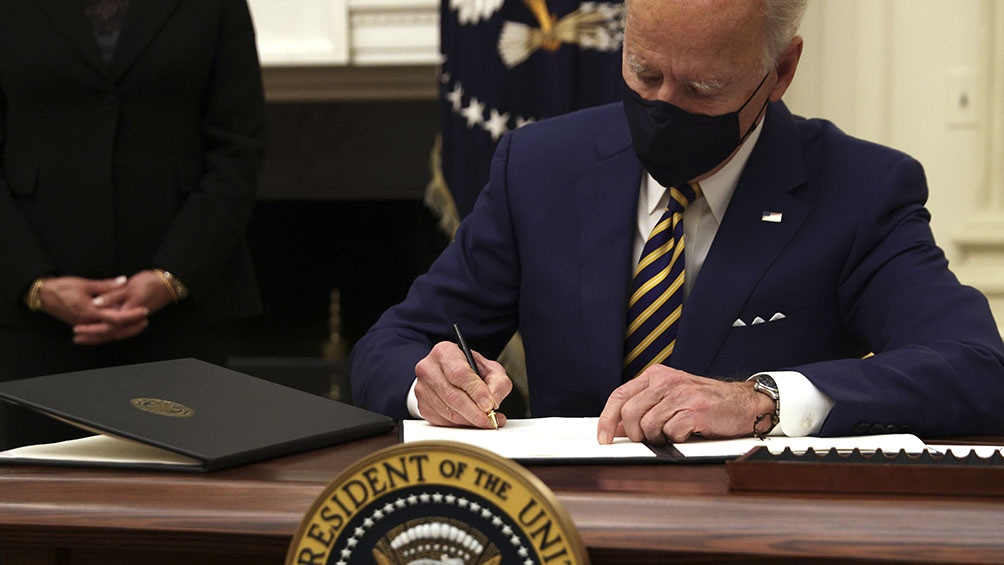 Bidenn elevó a 59 el número de empresas chinas que no pueden recibir inversiones estadounidenses