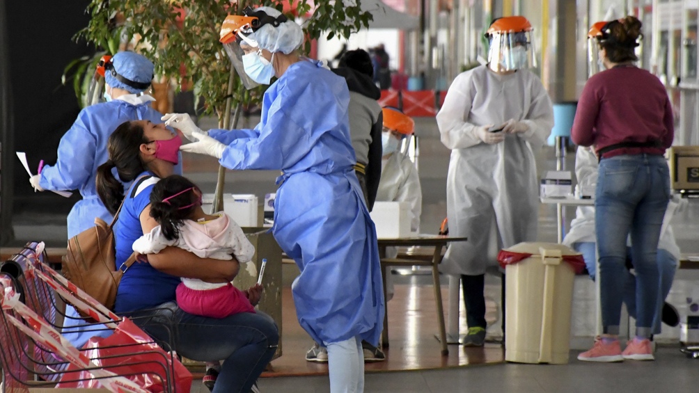 De acuerdo al último informe oficial, la provincia acumula 367.162 casos positivos desde el inicio de la pandemia.