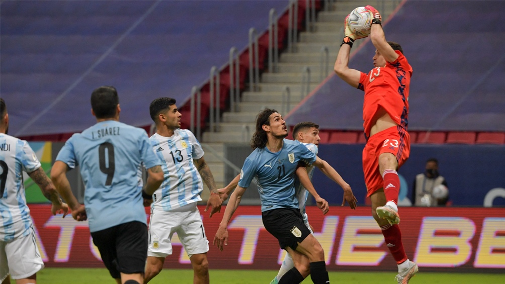 Emiliano Martínez tuvo un trabajo seguro en el arco de Argentina (Foto: @CopaAmerica)