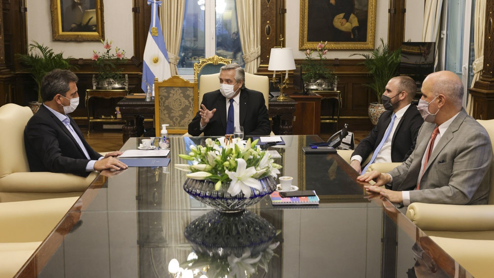 La Ley de Sostenimiento e Inclusión Fiscal para Pequeños Contribuyentes fue aprobada en abril.