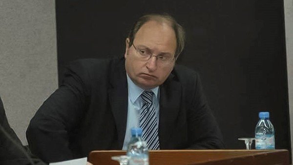 El juez Martín Bava, denunciado por supuestas falsificaciones de actas y otras irregulares