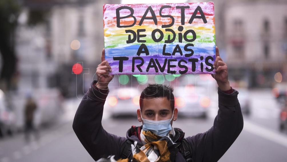 Es la primera en incorporar la expresión "transhomicidios", fue convocada por más de 30 organizaciones LGBTI+ con distintas consignas para denunciar y visibilizar los crímenes de odio.