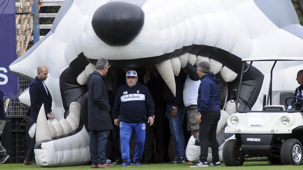 Díaz lamentó la imagen que dejó Diego el día de su cumpleaños en la cancha de Gimnasia.