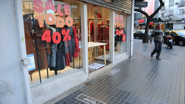 El sector textil es el que más subió los precios y el que más destruyó el empleo