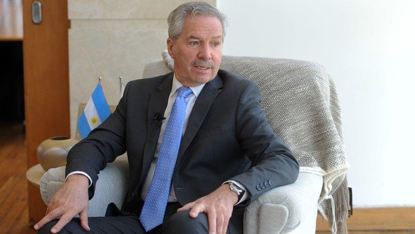 Felipe Solá acusó al titular de la OEA de querer influir en las elecciones en México