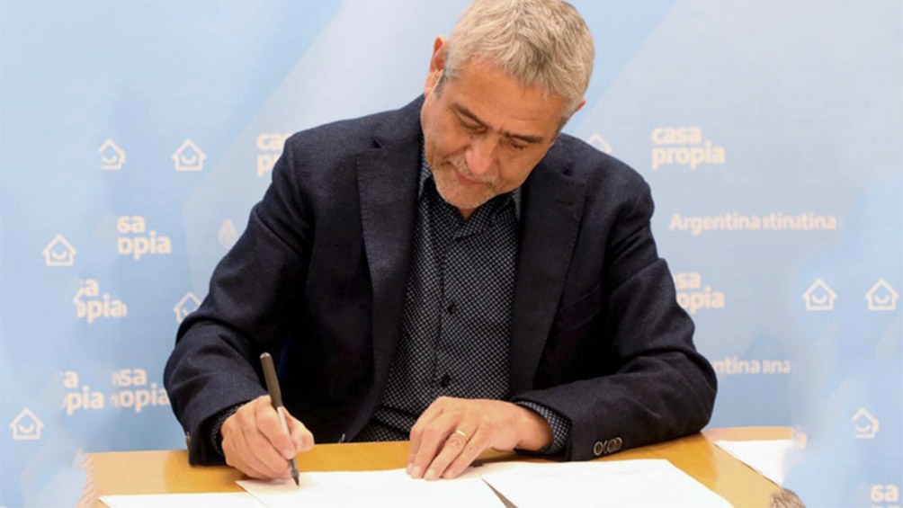 “Seguimos generando las 264 mil soluciones habitacionales que proyectamos hasta 2023", dijo Ferraresi.