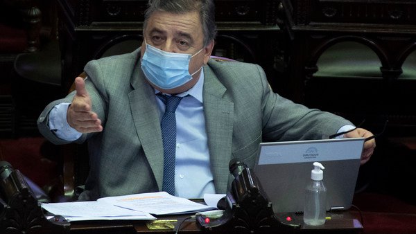 Internas en Córdoba: la UCR se planta ante el PRO y reclama encabezar las listas a senadores y diputados