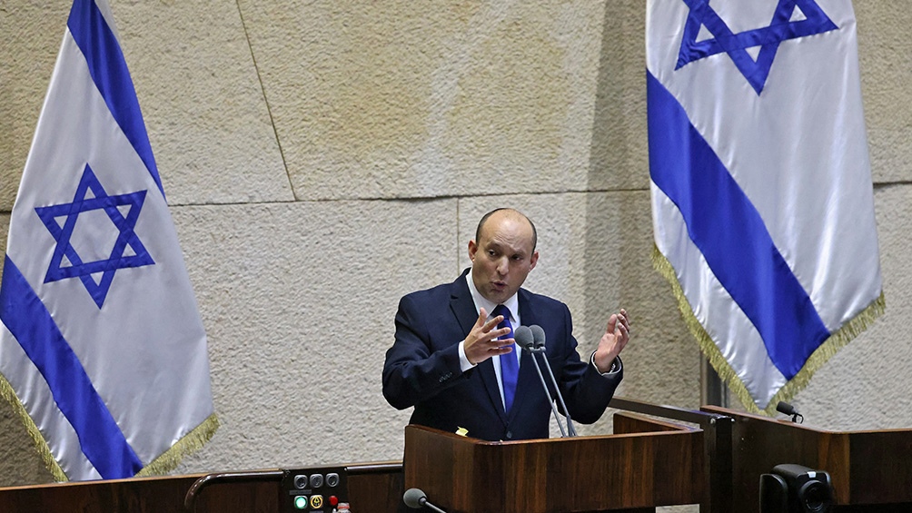 Naftali Bennett resaltó que el Gobierno hace frente al aumento de casos como si fuera un nuevo brote.