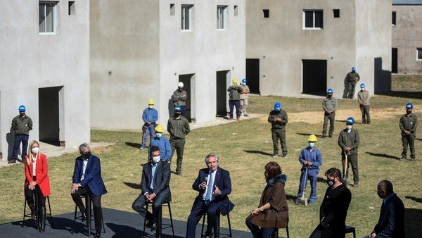 Las 224 viviendas que inauguró Alberto Fernández en Ensenada aún no tienen postulantes