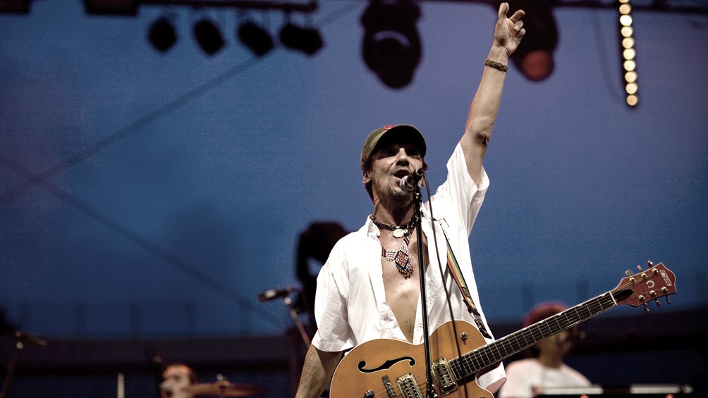 Manu Chao solidario con los manifestantes colombianos. 