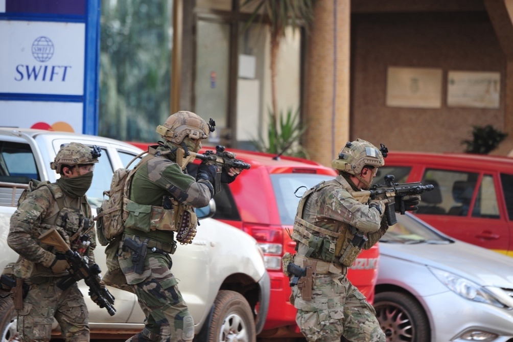 Burkina Faso: al menos 160 civiles muertos en el último ataque terrorista. Es el ataque más sangriento desde 2015.