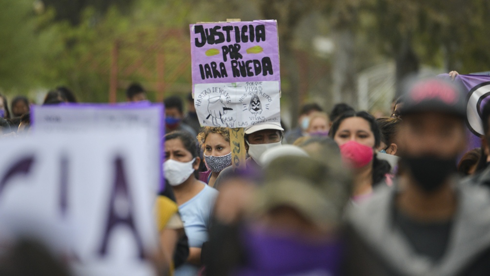 Durante el 2020 se recibieron cada mes 136 consultas y se patrocinaron 56 nuevos casos.