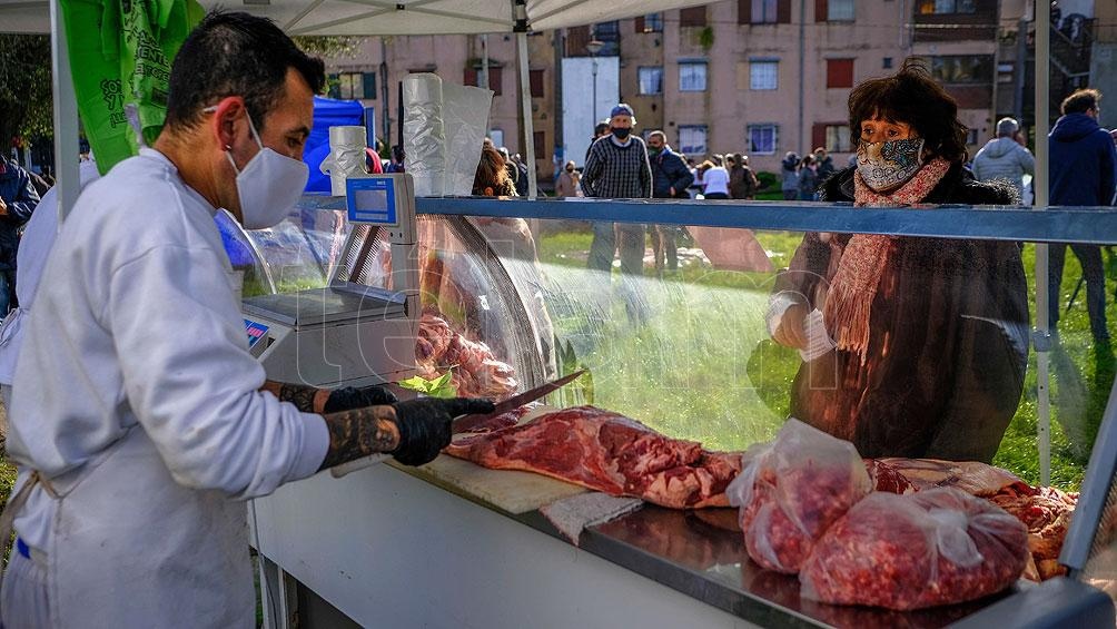 Kulfas: "Los cortes populares van a permitir reducir el incremento de precios".